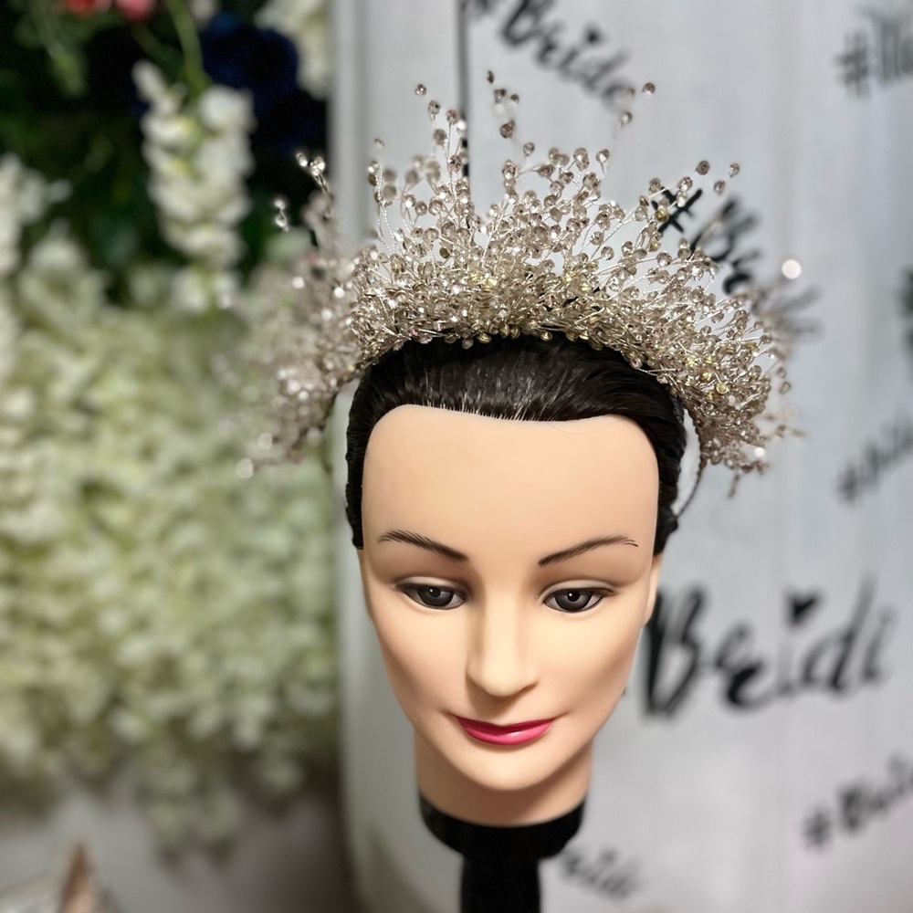 Beautiful rhinestone Crown.